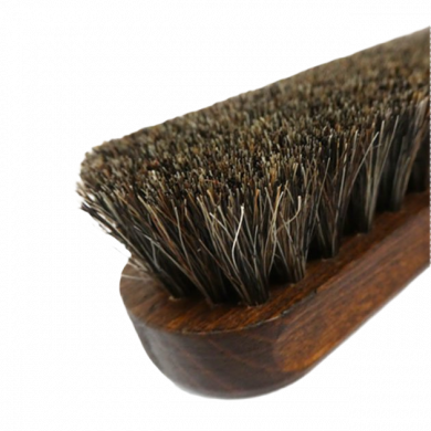 The Brogue Trader Medium Brush